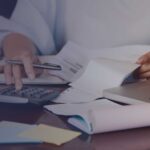 Serasa retoma atendimento telefônico para negociação de dívidas com descontos de até 99%